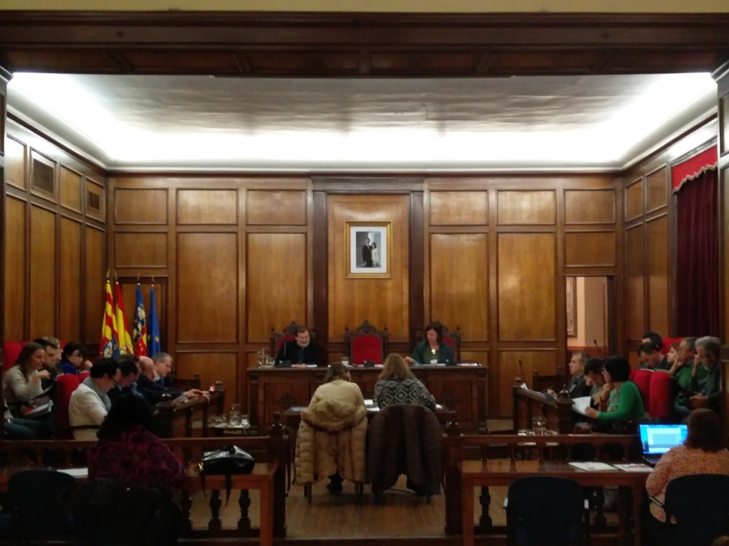 Guanyar Alcoi demana que es facen públiques les actes del plenari perquè la ciutadania puga conèixer quines decisions es prenen al Ple d'Alcoi