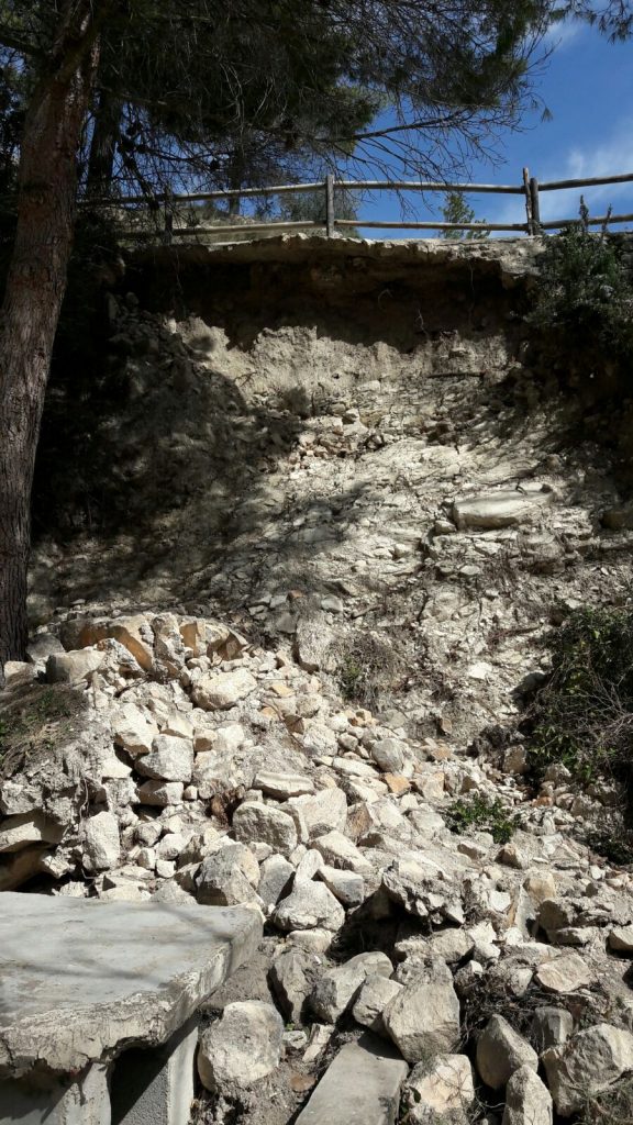 Guanyar Alcoi demana que s'actue d'urgència en la solsida de la Font de Serelles per evitar mals majors