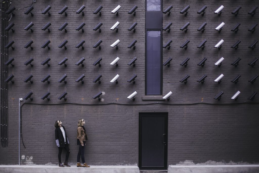 Guanyar demana que la videovigilància acomplisca escrupolosament amb la normativa vigent