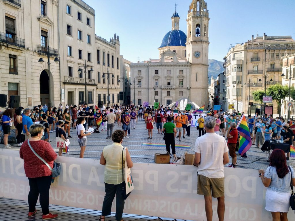 Guanyar demana accions reals en la defensa dels drets del col·lectiu LGTBIQA+