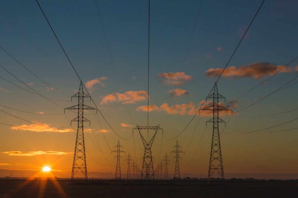 Guanyar Alcoi presenta mesures per a la regulació del mercat elèctric i contra la pobresa energètica