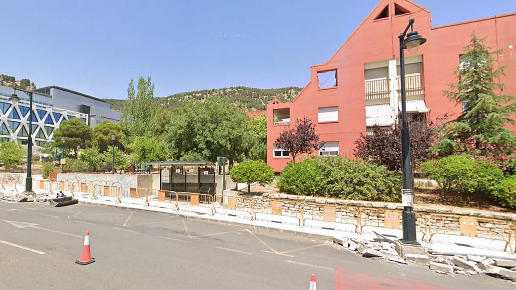 Guanyar Alcoi denuncia que la retirada d’una parada d’autobús a la zona del Castellar ha generat greus problemes de trànsit per la falta de planificació i previsió del govern d'Alcoi